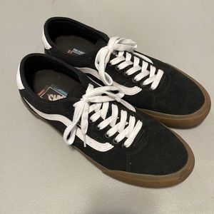Vans Black/White Skateboarding Shoe